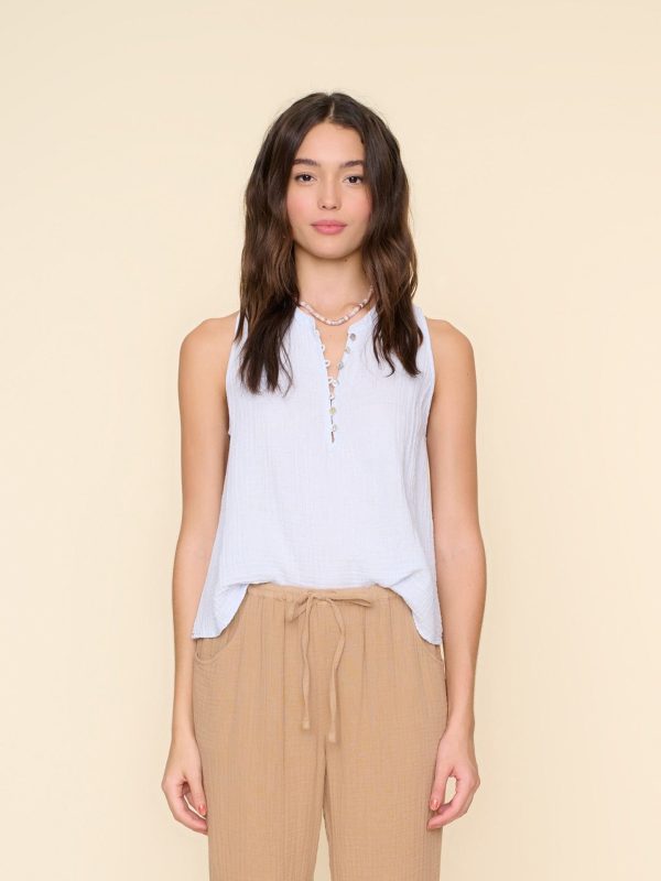Pale Sky Tish Top